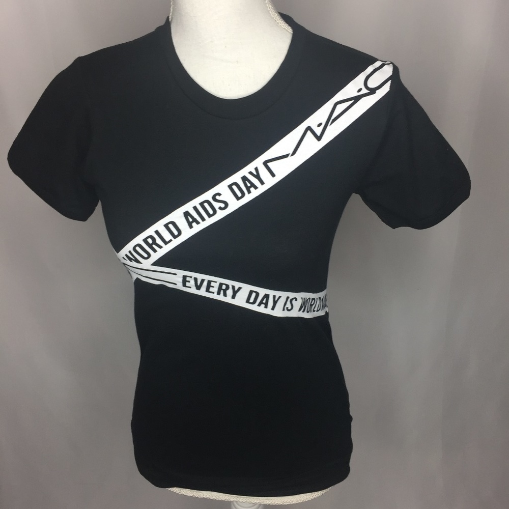 MAC Cosmetics employee t-shirt Size 2